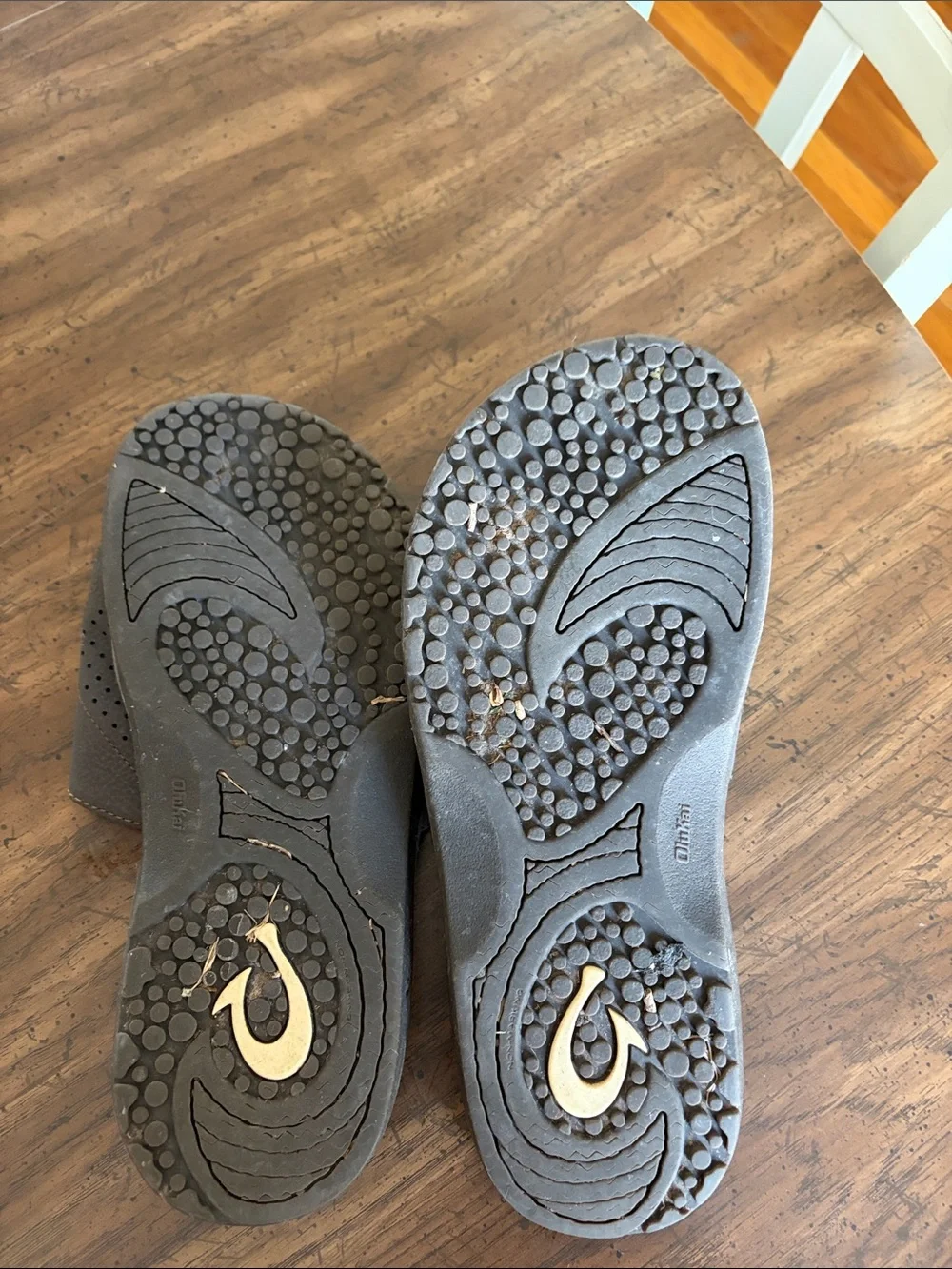 OluKai Nalu Slide Men’s Versatile Brown Slide Sandals